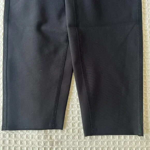 Old navy, Extra High-Waisted PowerSoft Sculpt 7/8 Leggings, Size M, Black jack - Picture 6 of 9